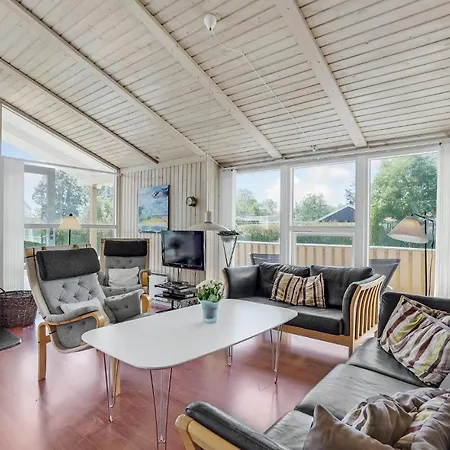 Stunning In Sydals With Sauna Сasa de vacaciones Skovmose