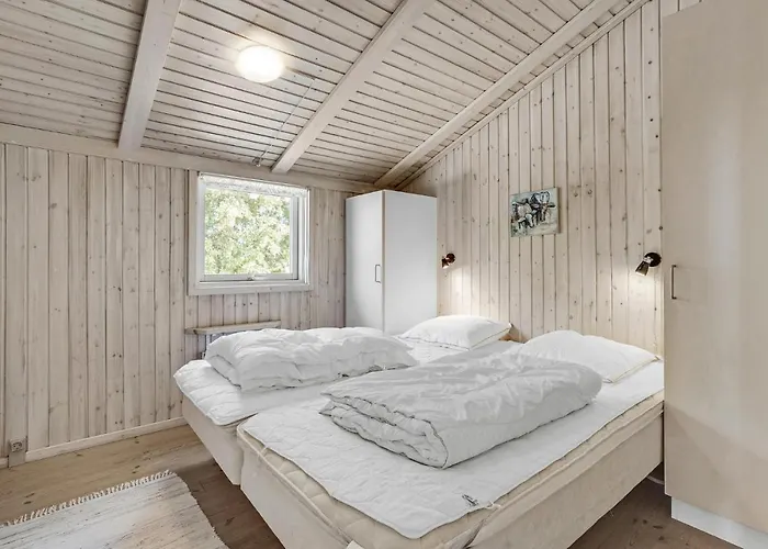 Сasa de vacaciones Stunning In Sydals With Sauna Skovmose